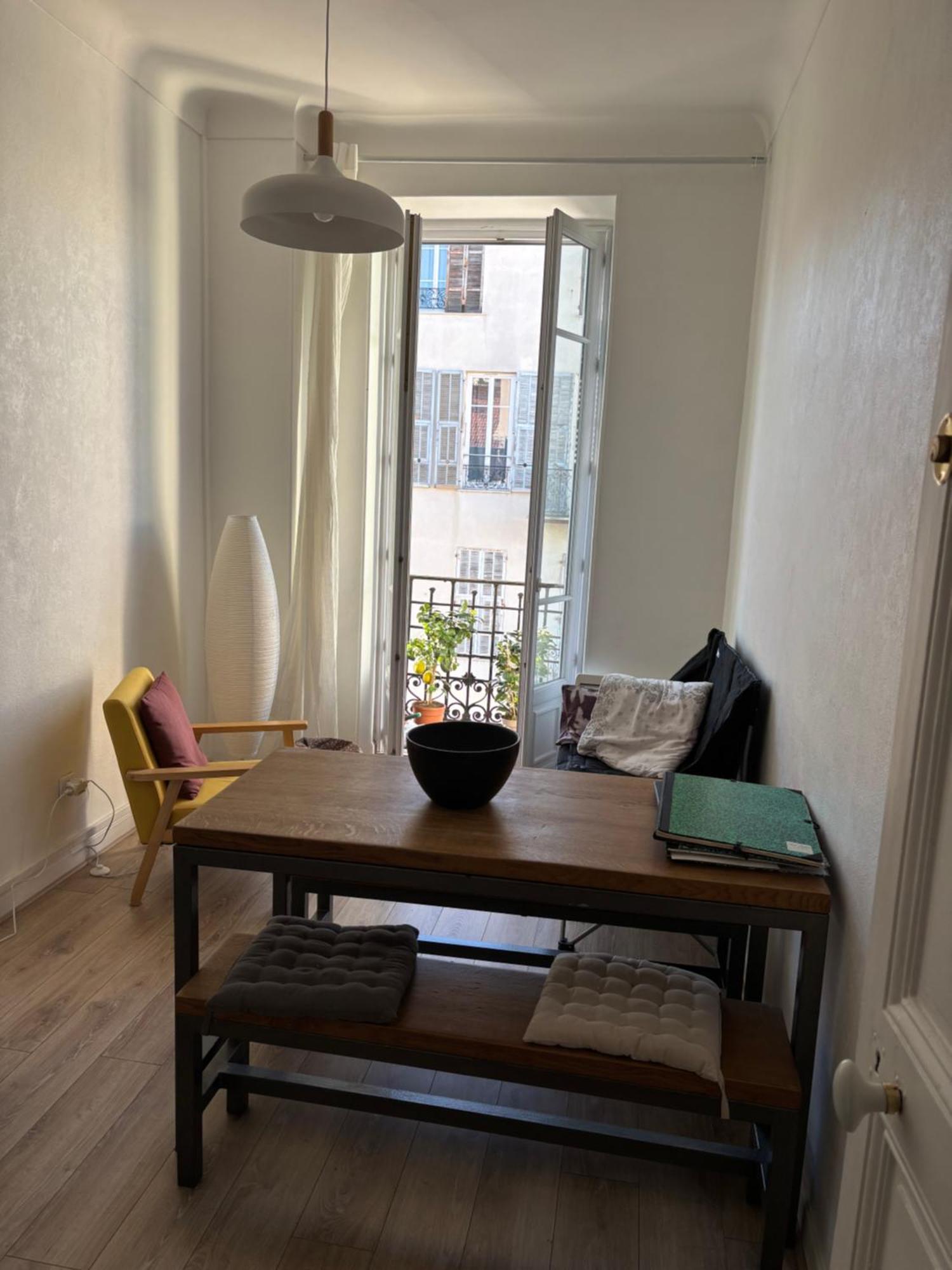 Apartment 3 Pieces Lumineuses, 3 Nuitees Minimum