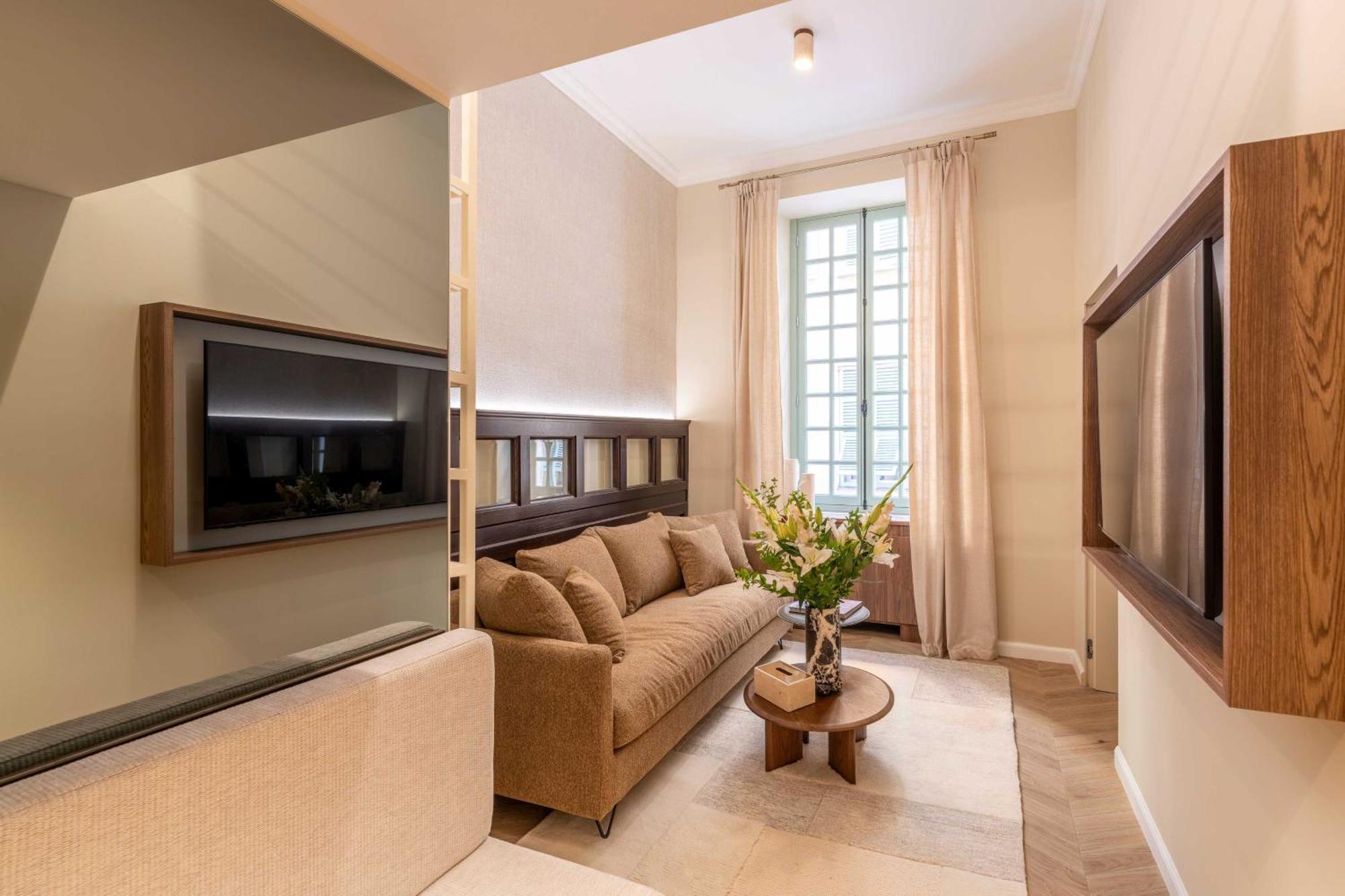 Apartment 2bdr 6p A C - Heart Of - Nice