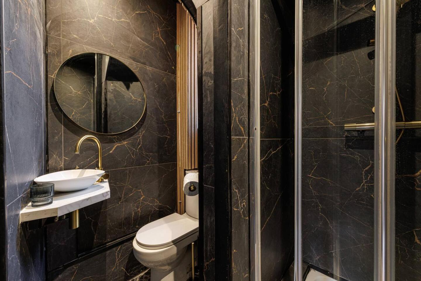 Cosy Mezzanine 2-4p Carre D'or