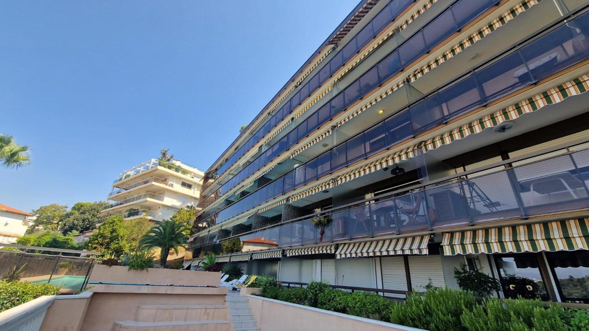 Mont Boron Proche Du Port *