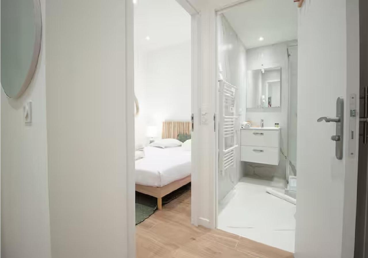 Apartment Nid Douillet Au Coeur De Avec Terrasse Et Clim