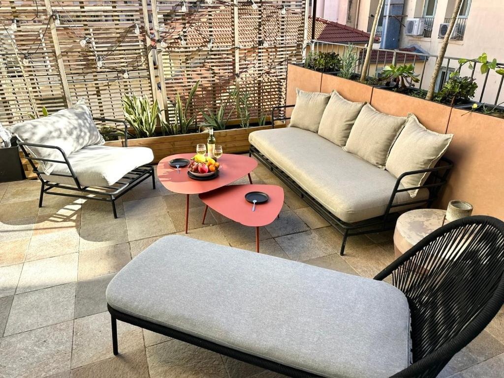 L'ame De - Terrasse Doree Sur Place Massena Nice