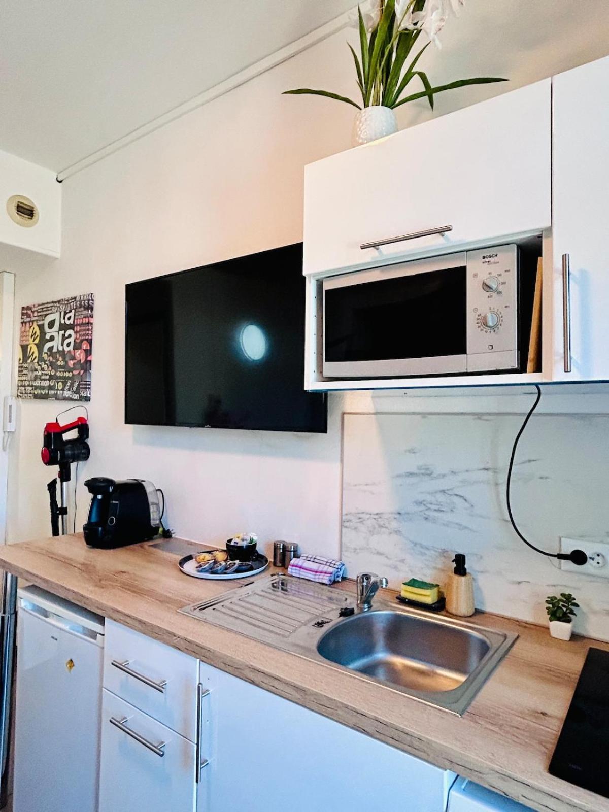 Renove Et Meuble Le Coeur De A Vos Pieds Nice