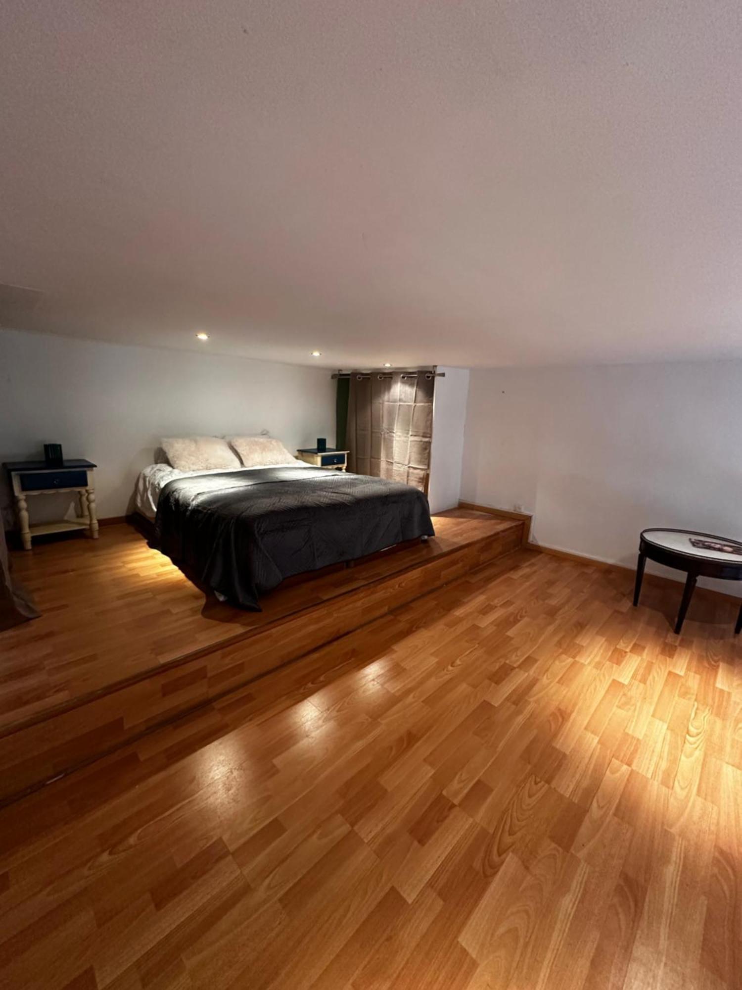 Apartment Vieux Bord De Nice