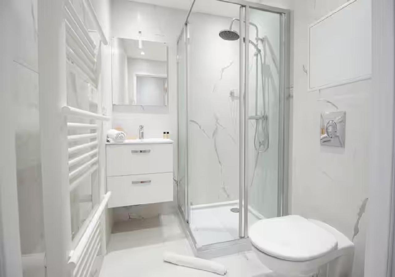 Apartment Nid Douillet Au Coeur De Avec Terrasse Et Clim Nice