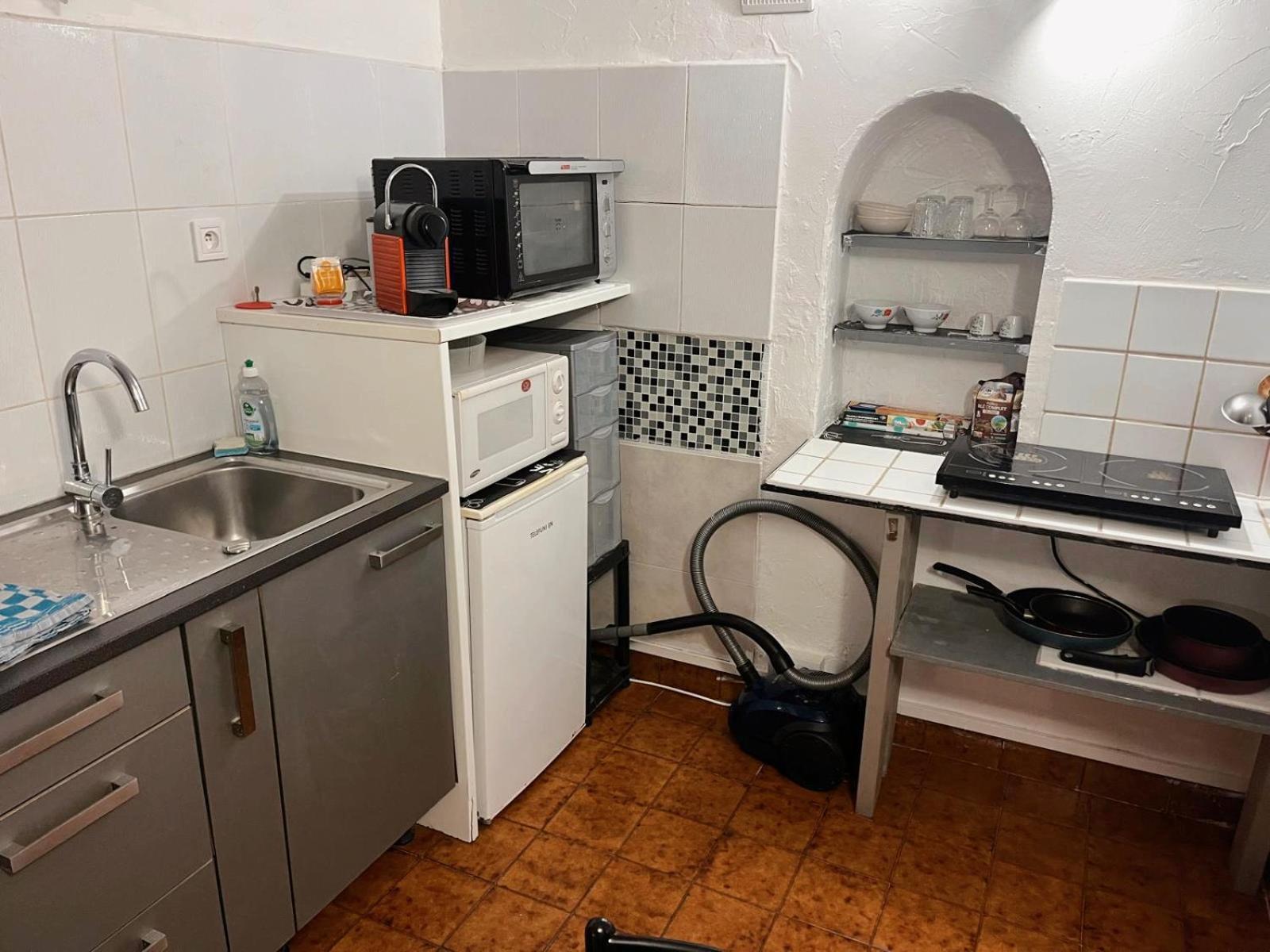 Appartement Entresol 1,2 Kilomètre De La Promenade