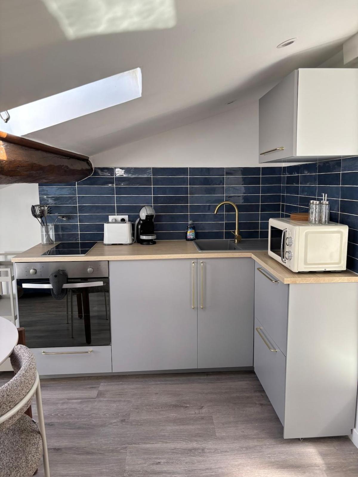 Cocon Lumineux Sous Les Toits De Nice