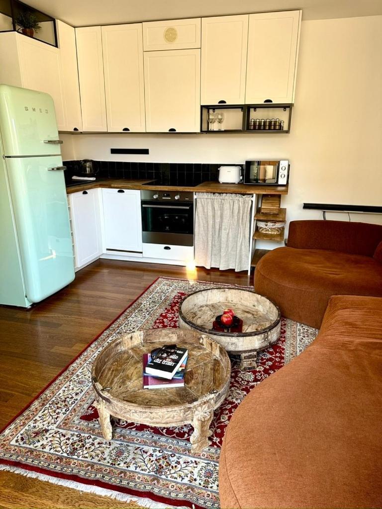 L'ame De - Terrasse Doree Sur Place Massena *