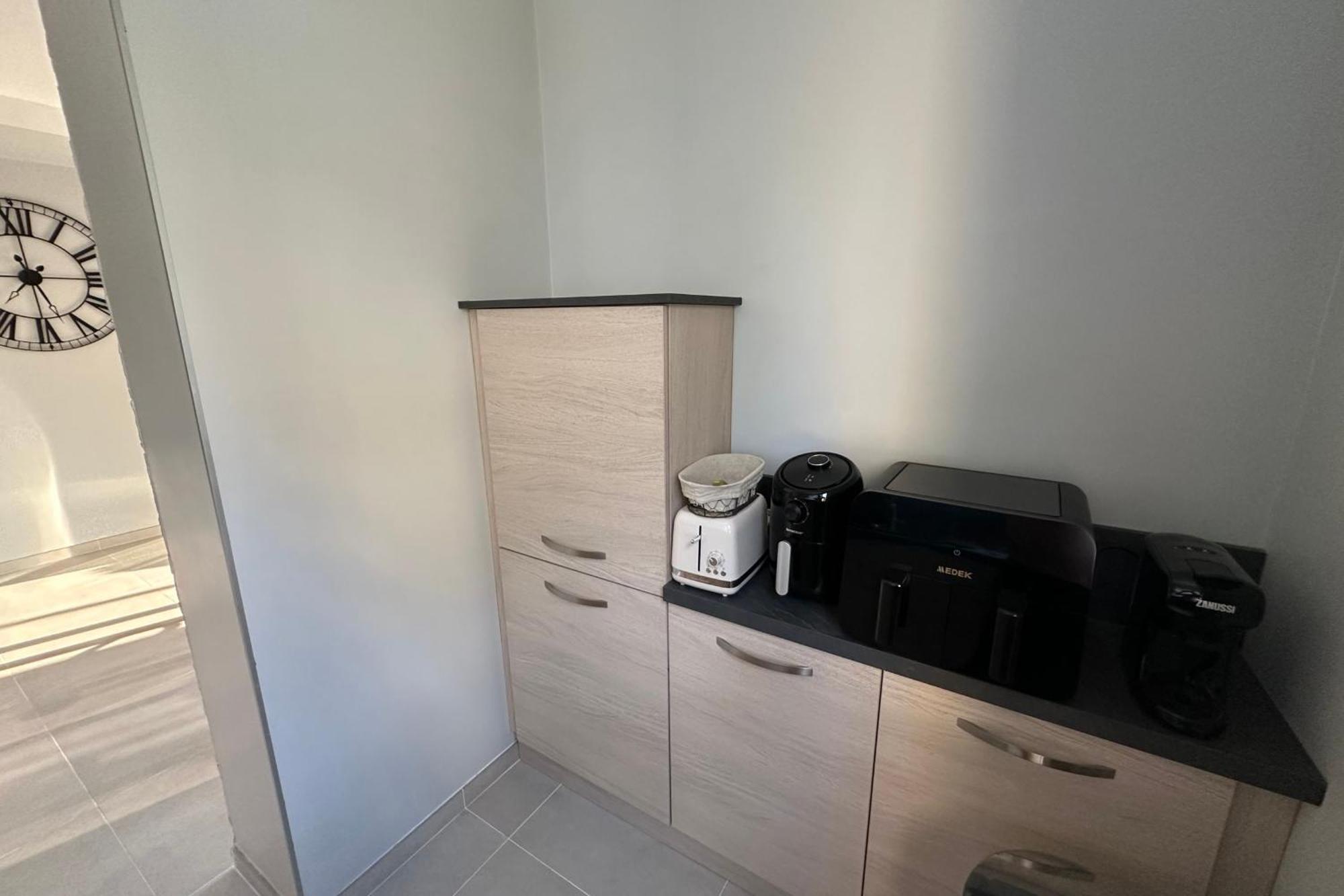 Spacious In With Balcony Appartement Nice