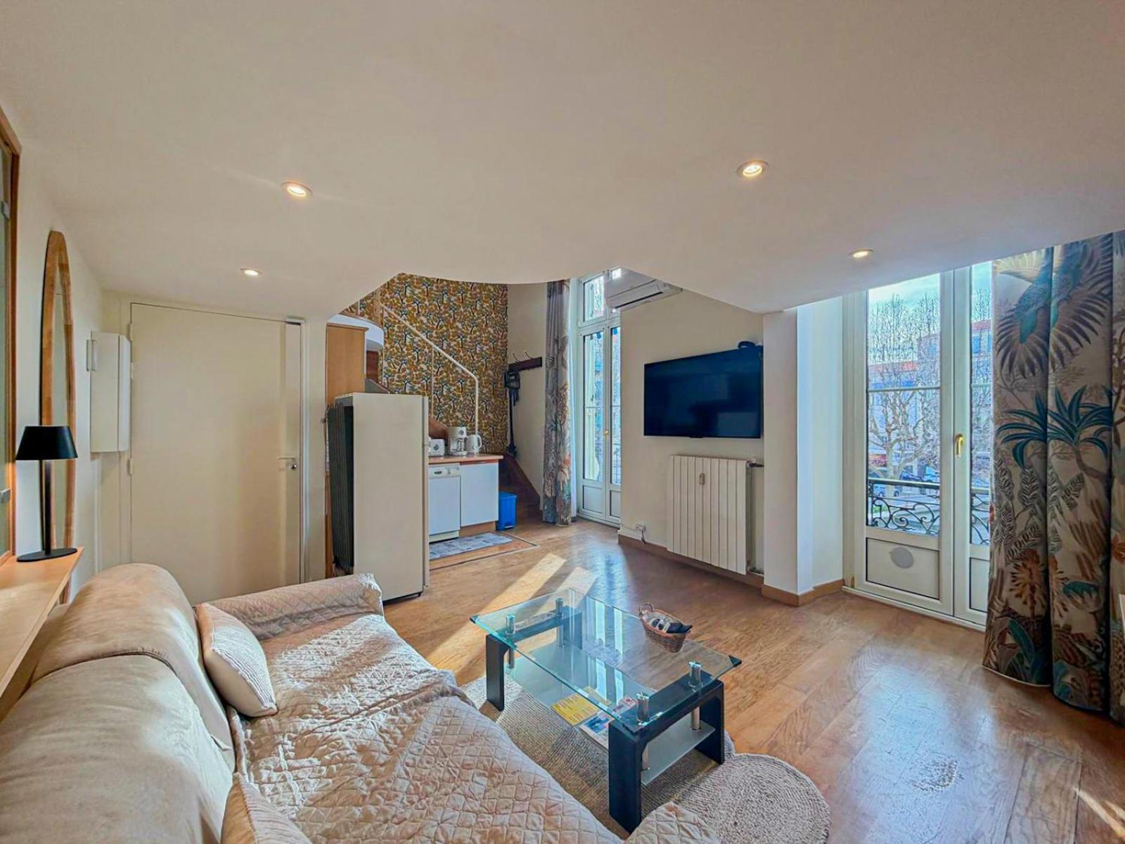 Place Grimaldi - Wifi, Ac, 3pers Apartment *