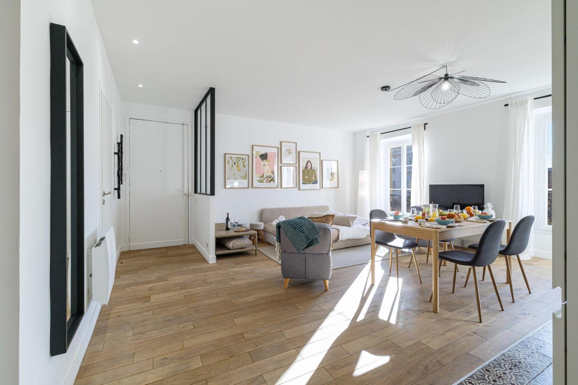 My Casa - Bonaparte 42 - 1 Bedroom Near Port And Place Garibaldi Apartment