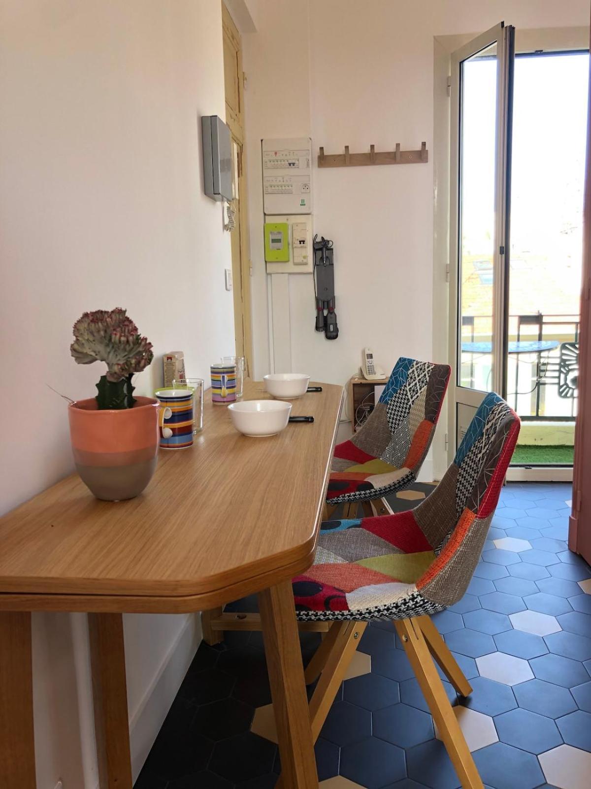 Apartment Cosy Et Lumineux 2 Pieces Au Coeur De Nice