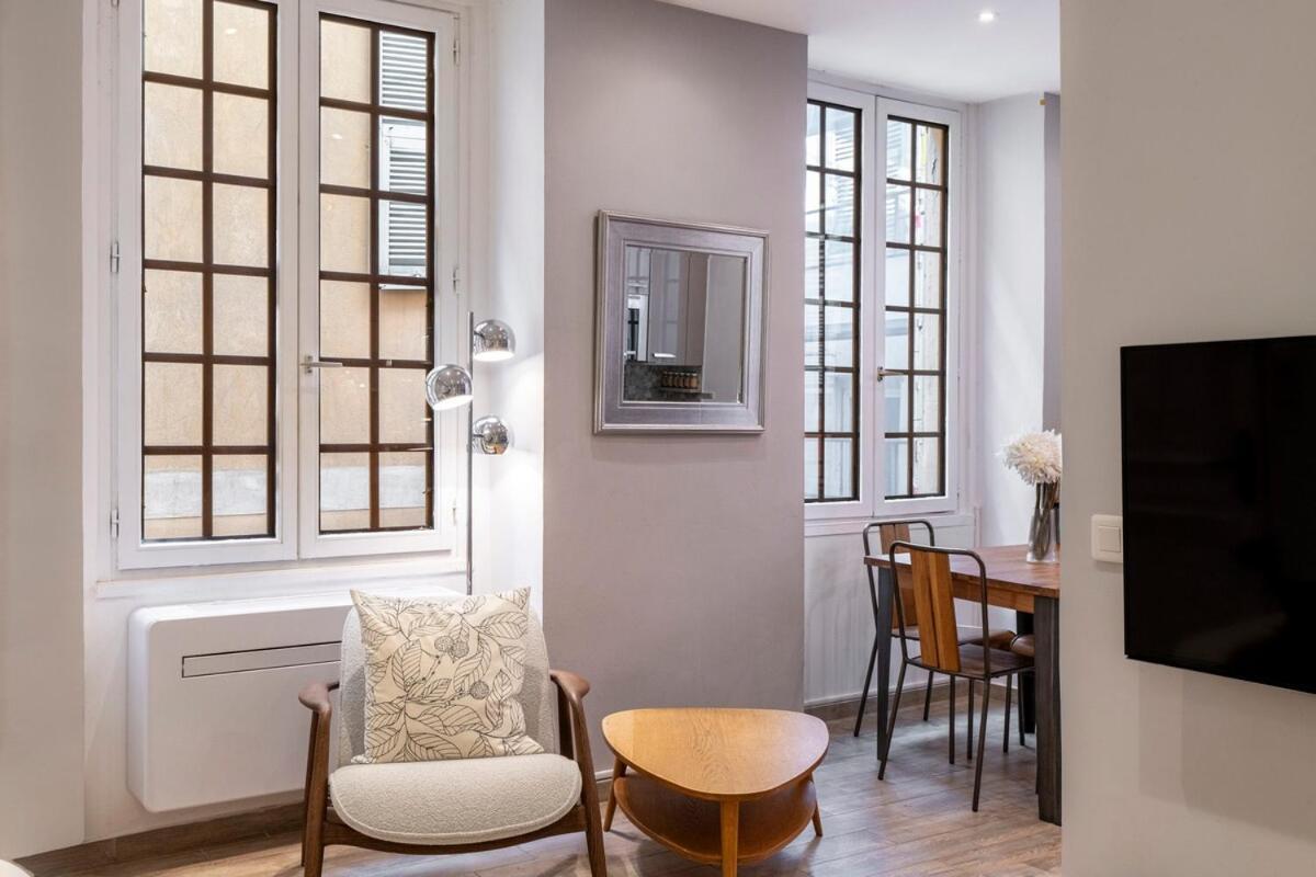 Authentic Old Town, Separate Bedroom, Ac Apartment Nice