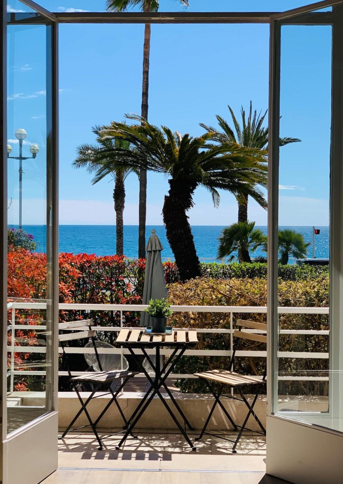 Stunning Flat With Sea View & Garden On Promenade Da Apartment