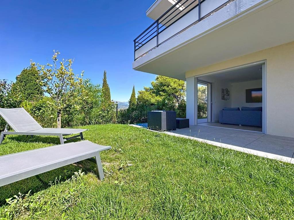 Comfort And Relaxation And Swimming Pool * Nice