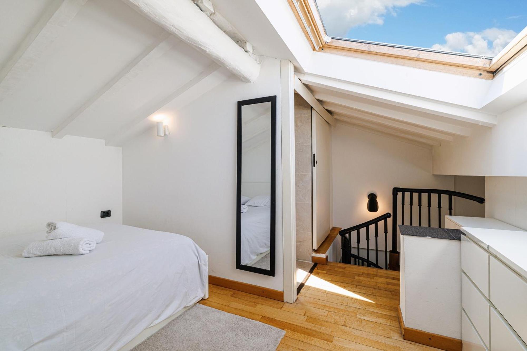 Spacieux Duplex - Carre D'Or - A 2 Min De La Mer *