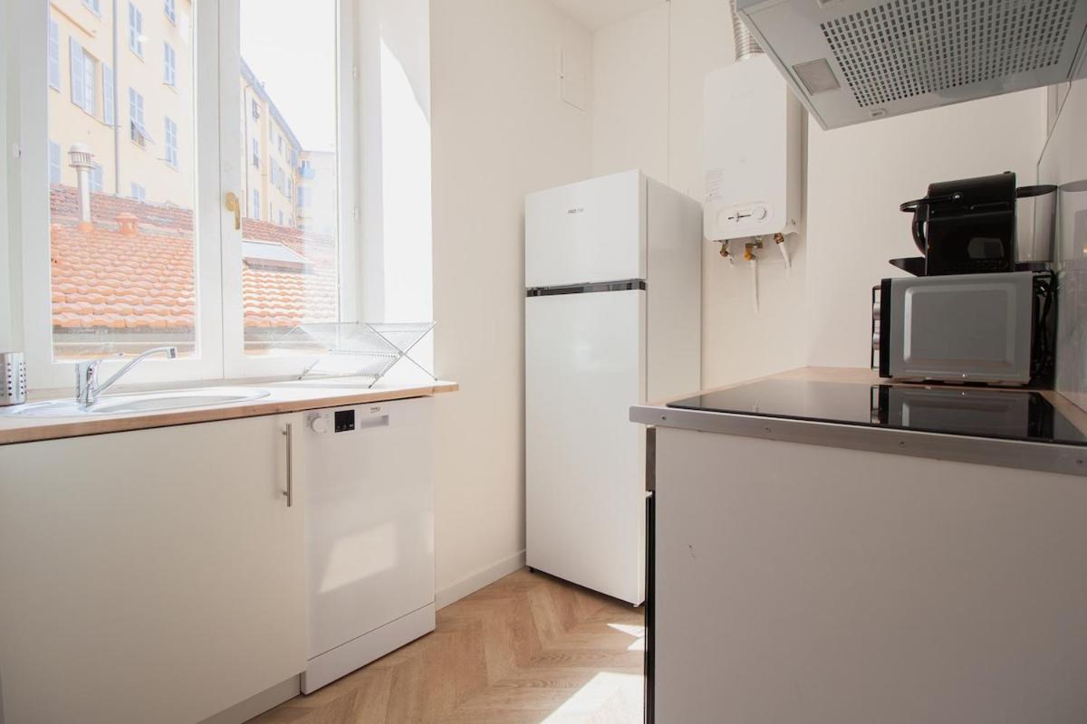 Confort, Modernite & Calme Au Port De Apartment *