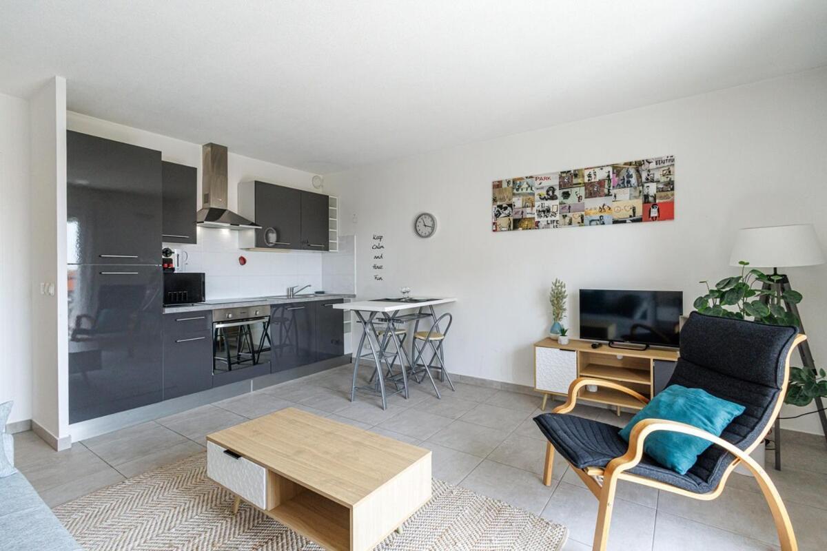 Confortable A Deux Pas De La Terrasse Apartment Nice