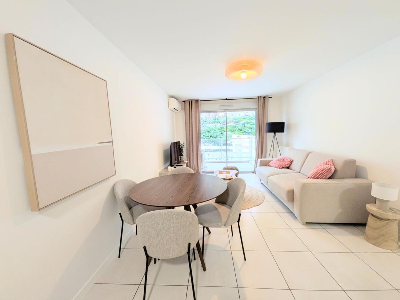 So Amata , A Deux Pas Du Port De Nice