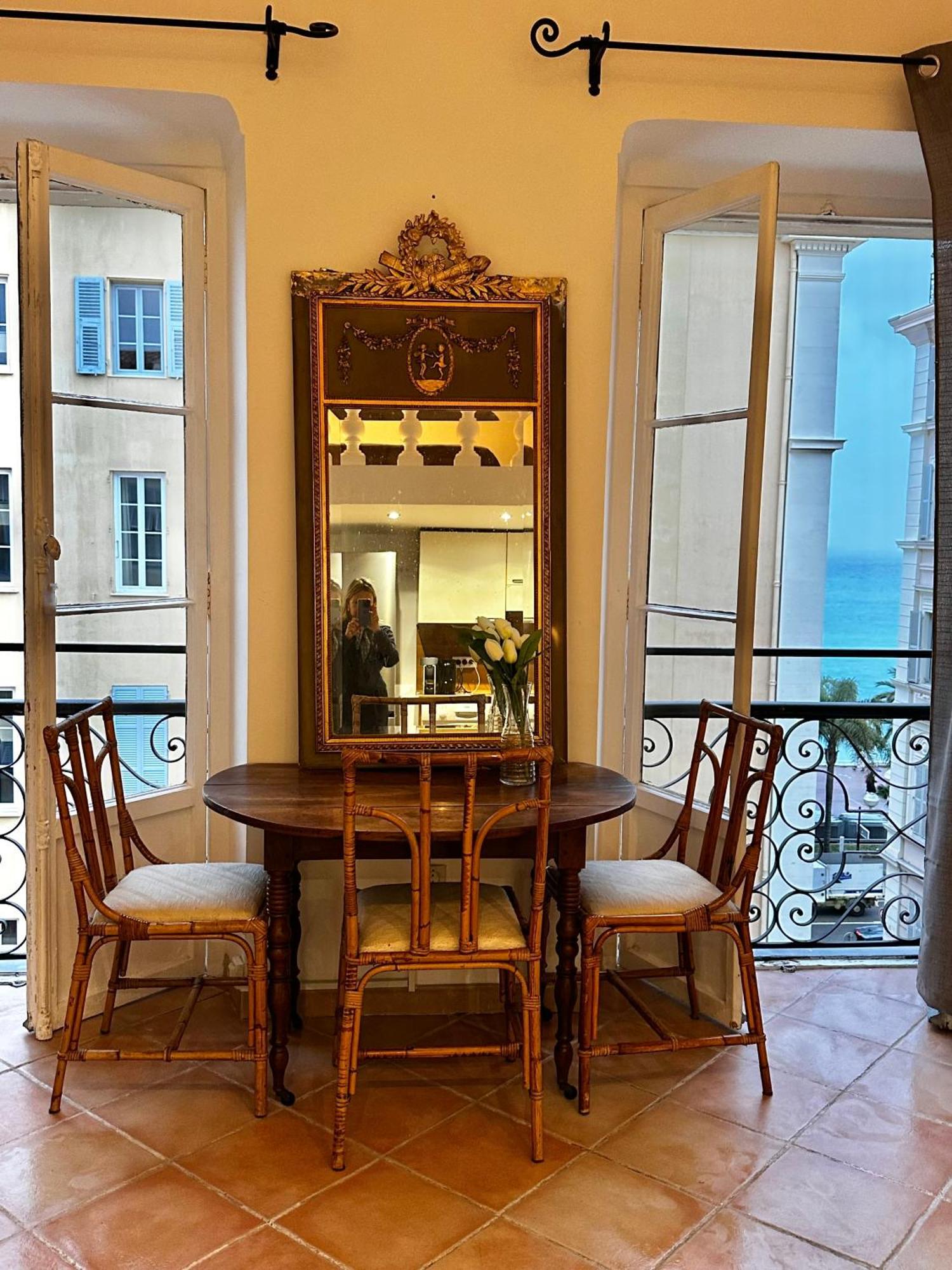 Apartment Vieux Bord De