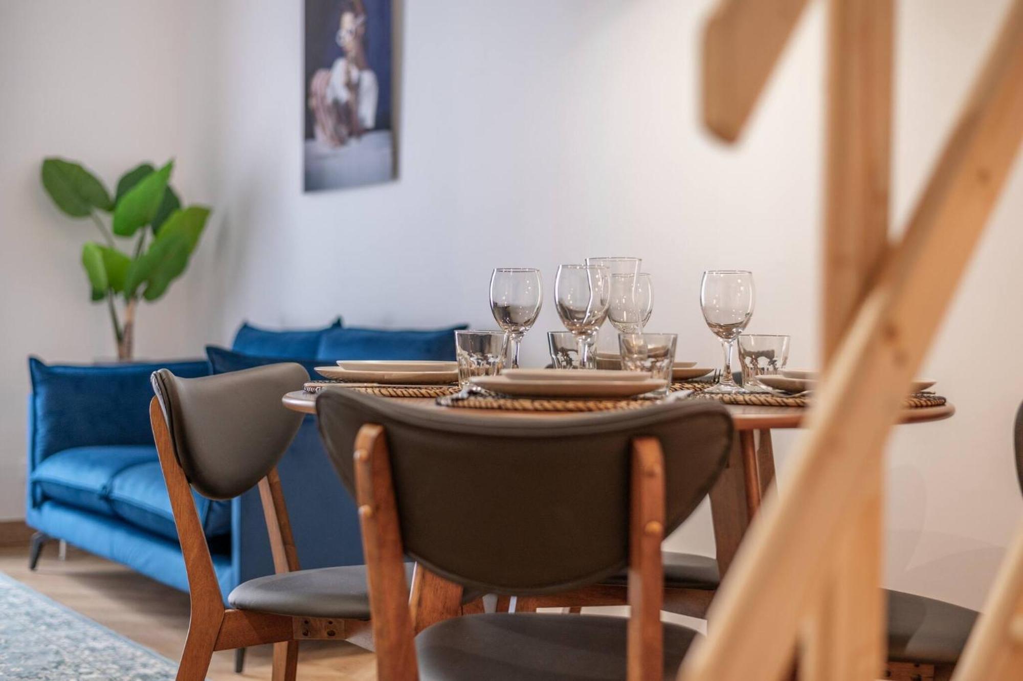 Magnifique - 2 - Coeur De Avec Balcon