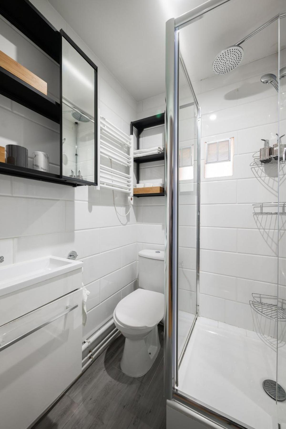 Apartment Les Palmiers, Quiet And Air-conditioned