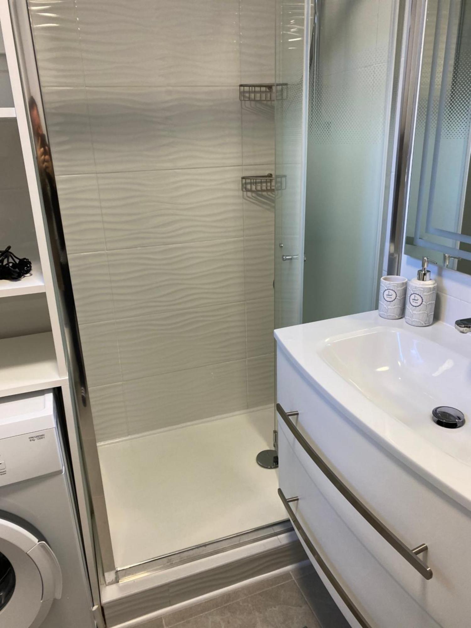 Cosy Promenade Des Parking Apartment