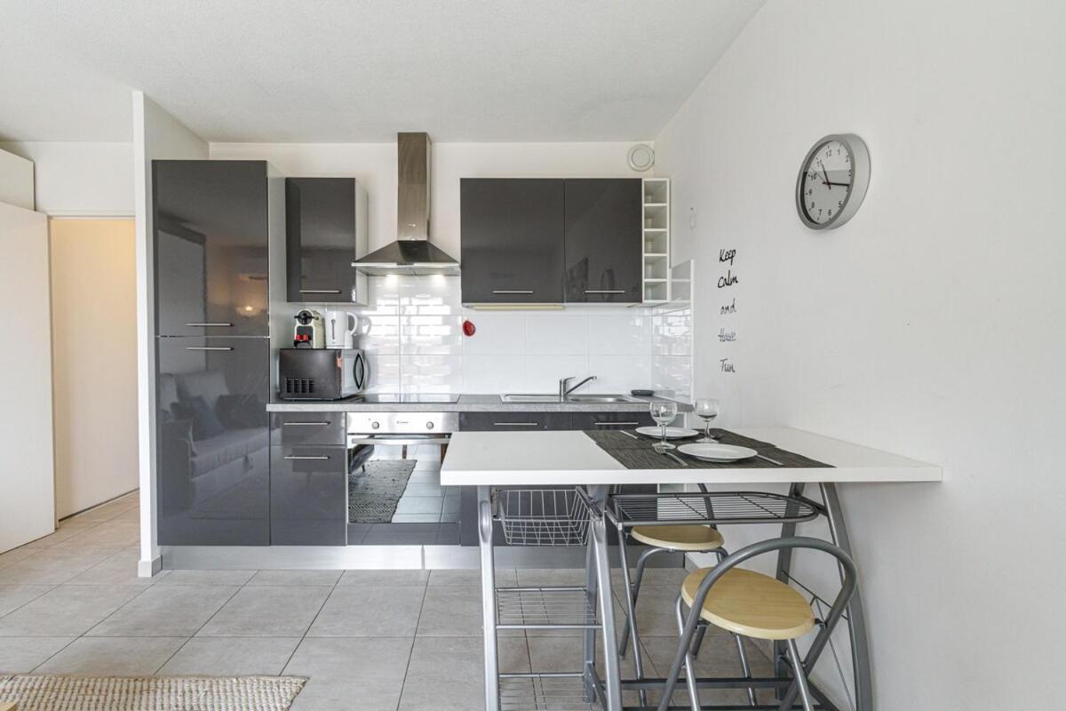 Confortable A Deux Pas De La Terrasse * Nice