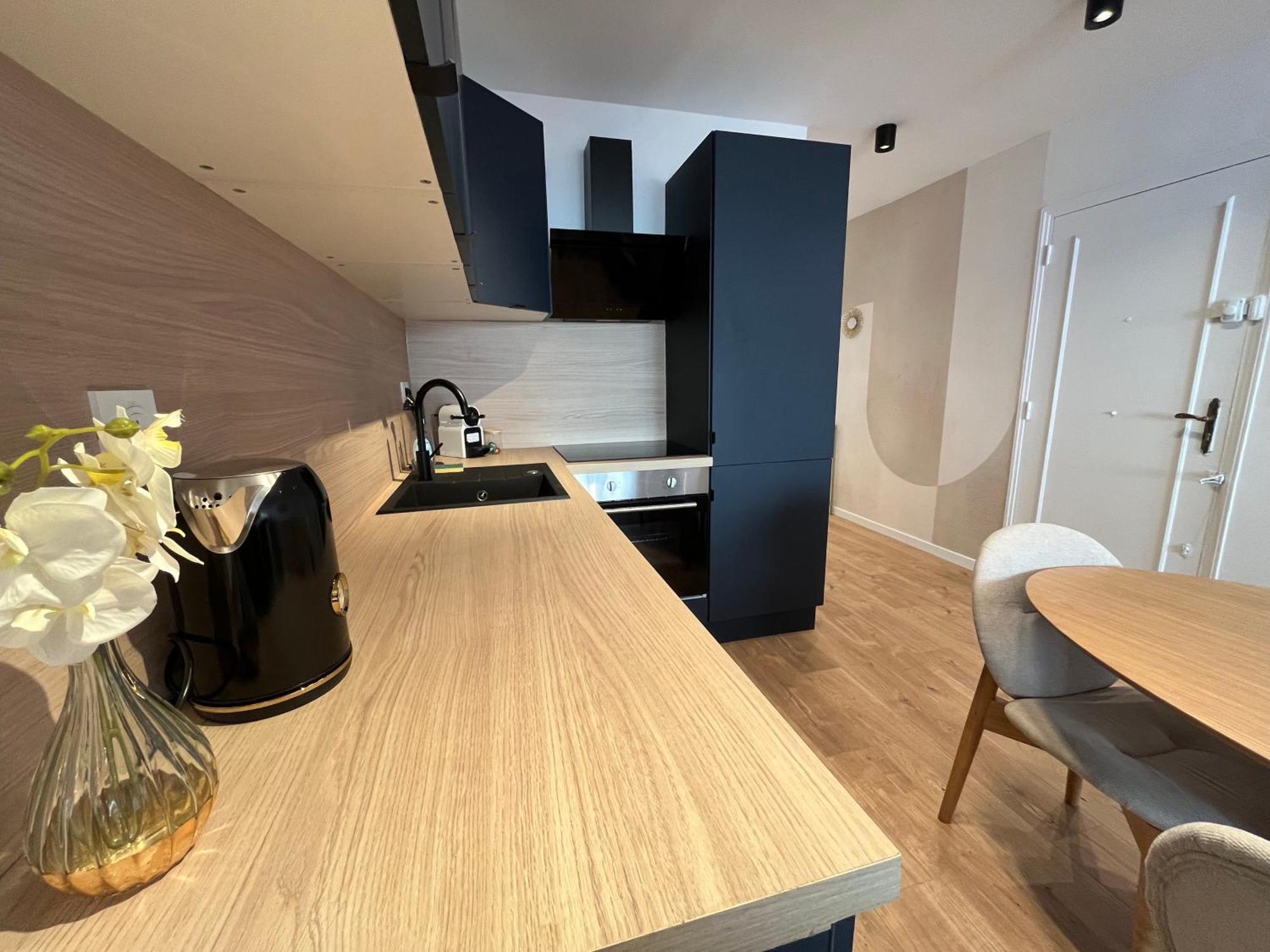 Ref 127 - 3 Pieces 2 Port