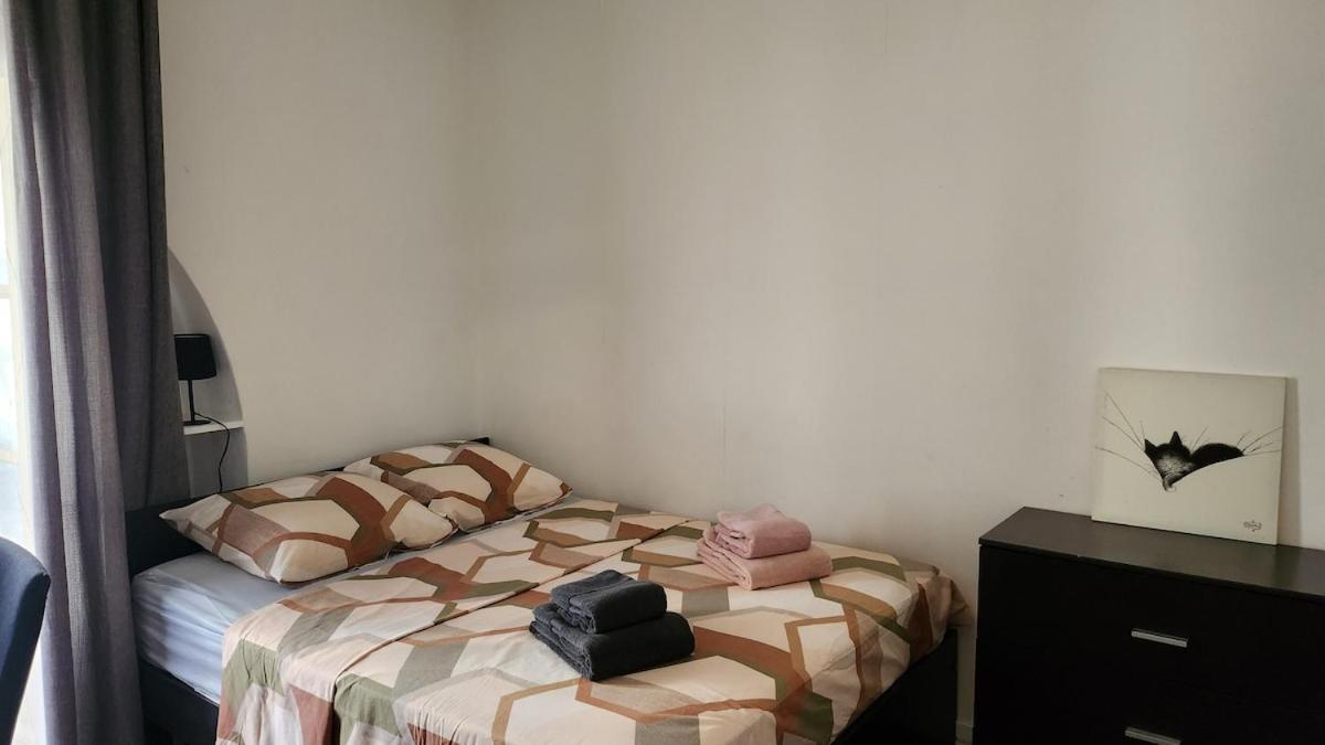 Apartment 2-room Off The