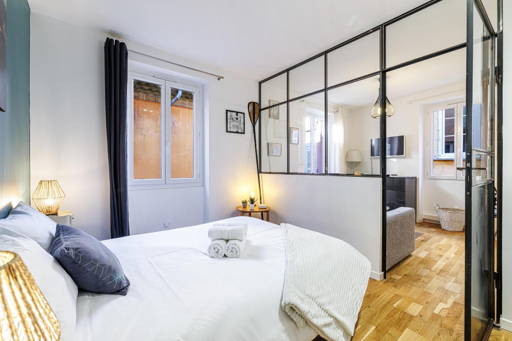 1 Gallo Lot 3 - Joli Au Coeur Du Vieux-nice - Ac