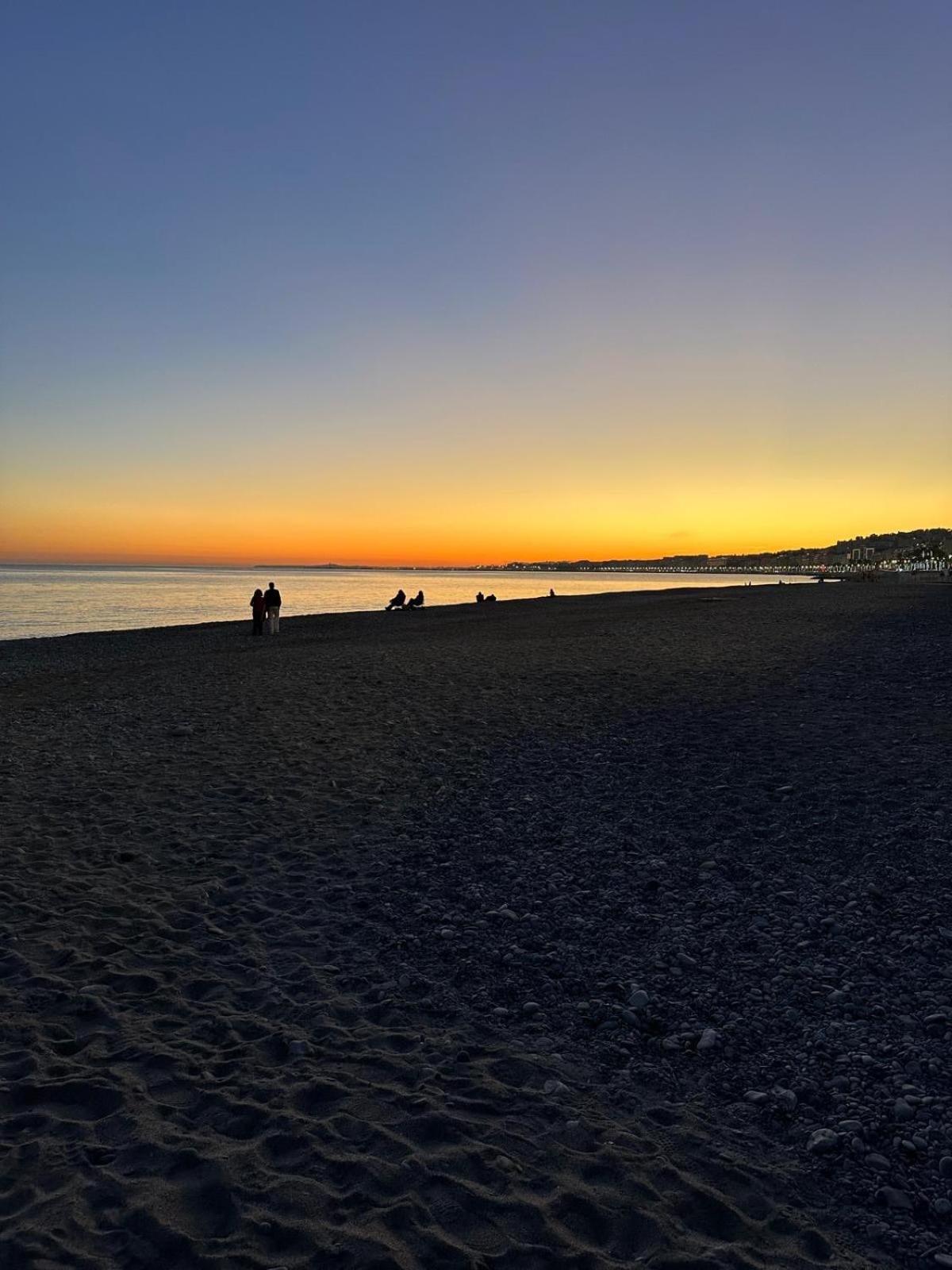 Neuf Carre Or A 2 Pas De La Equipe Apartment Nice