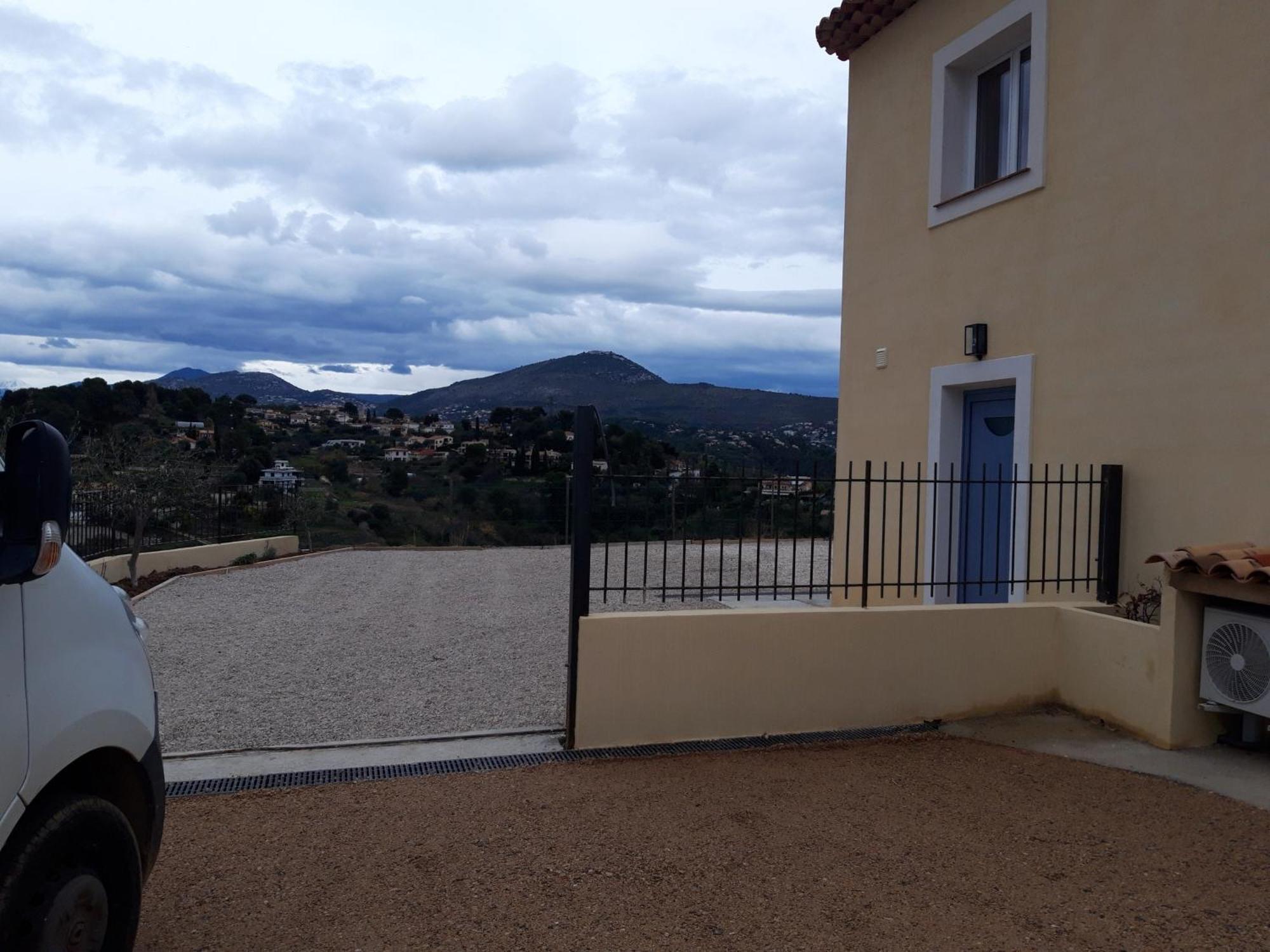 Maioun Cremat Apartment