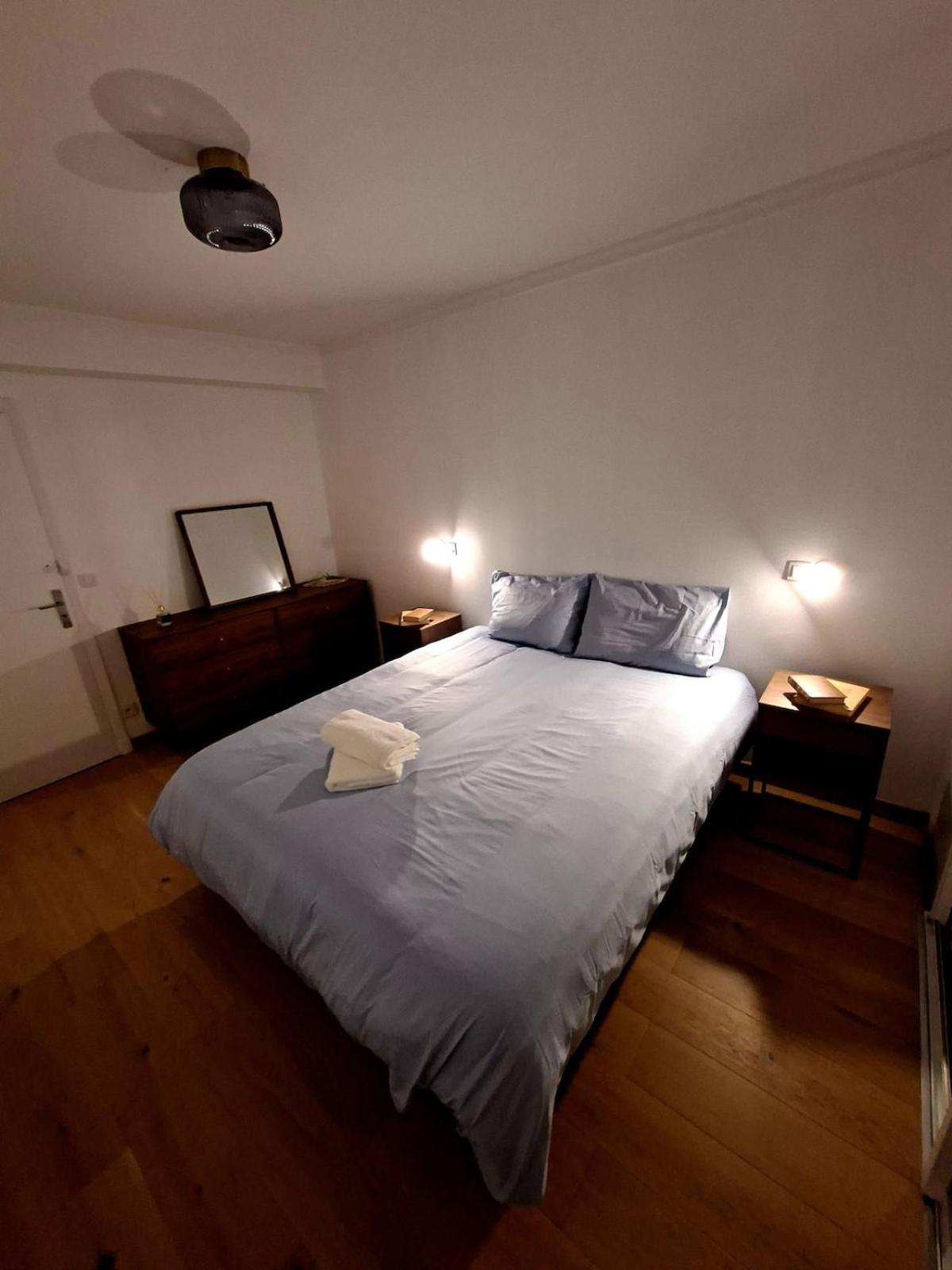 Elegant And Comfortable 3 Room, & Transport Within Walking Distance Nice