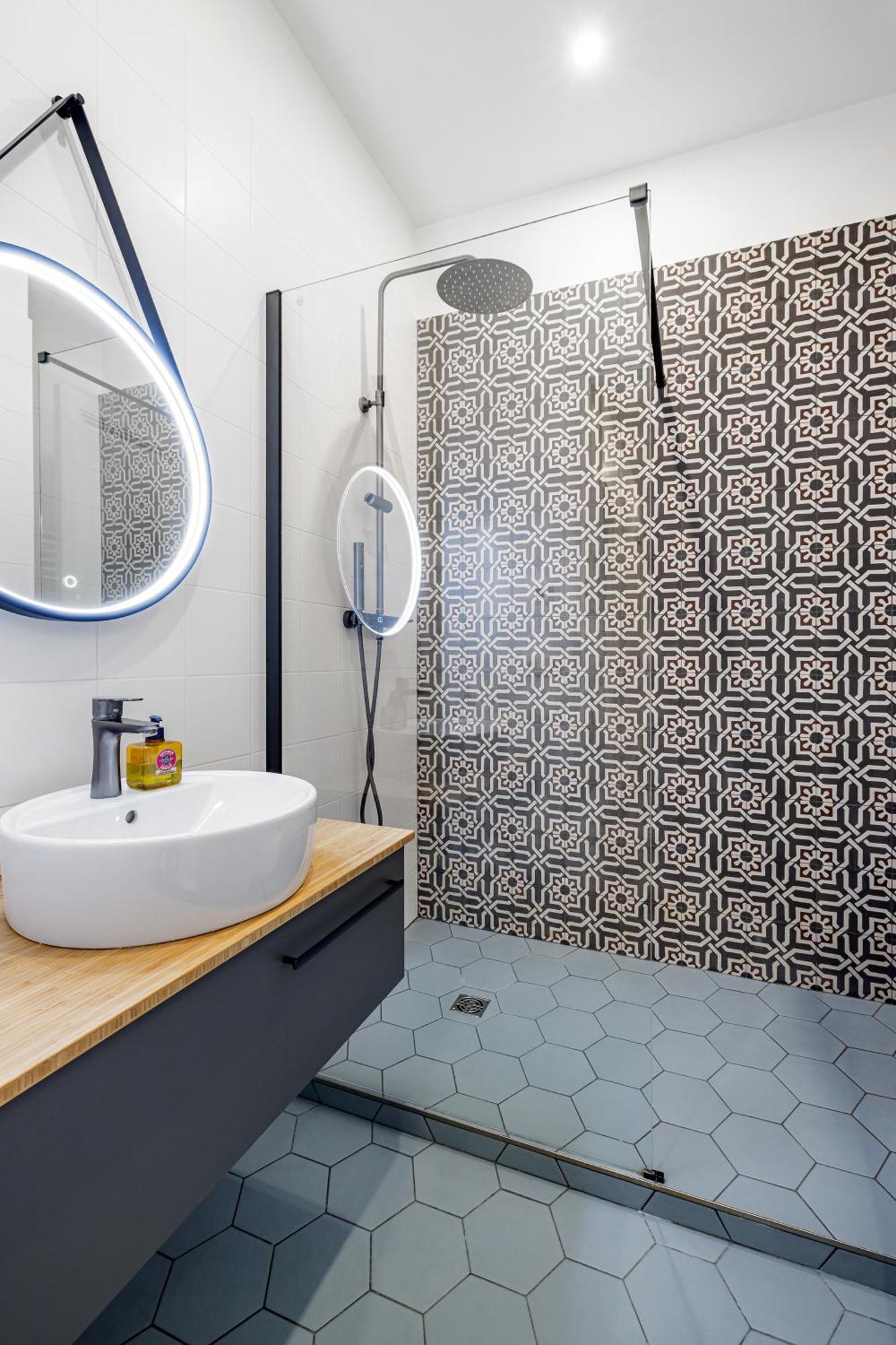 Renting - - Haussmann Luxury Sea Balcony Free Parking Apartment Nice