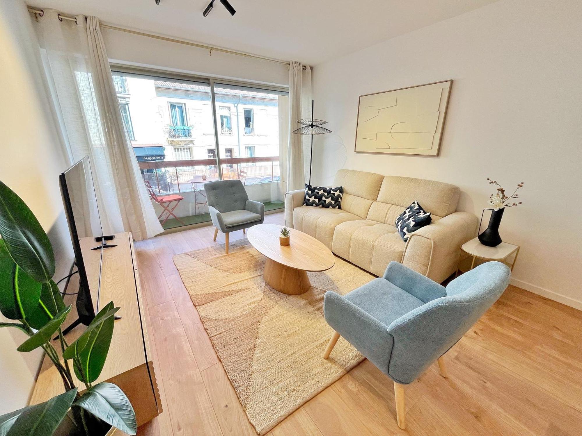 Apartment Ref 127 - 3 Pieces 2 Port