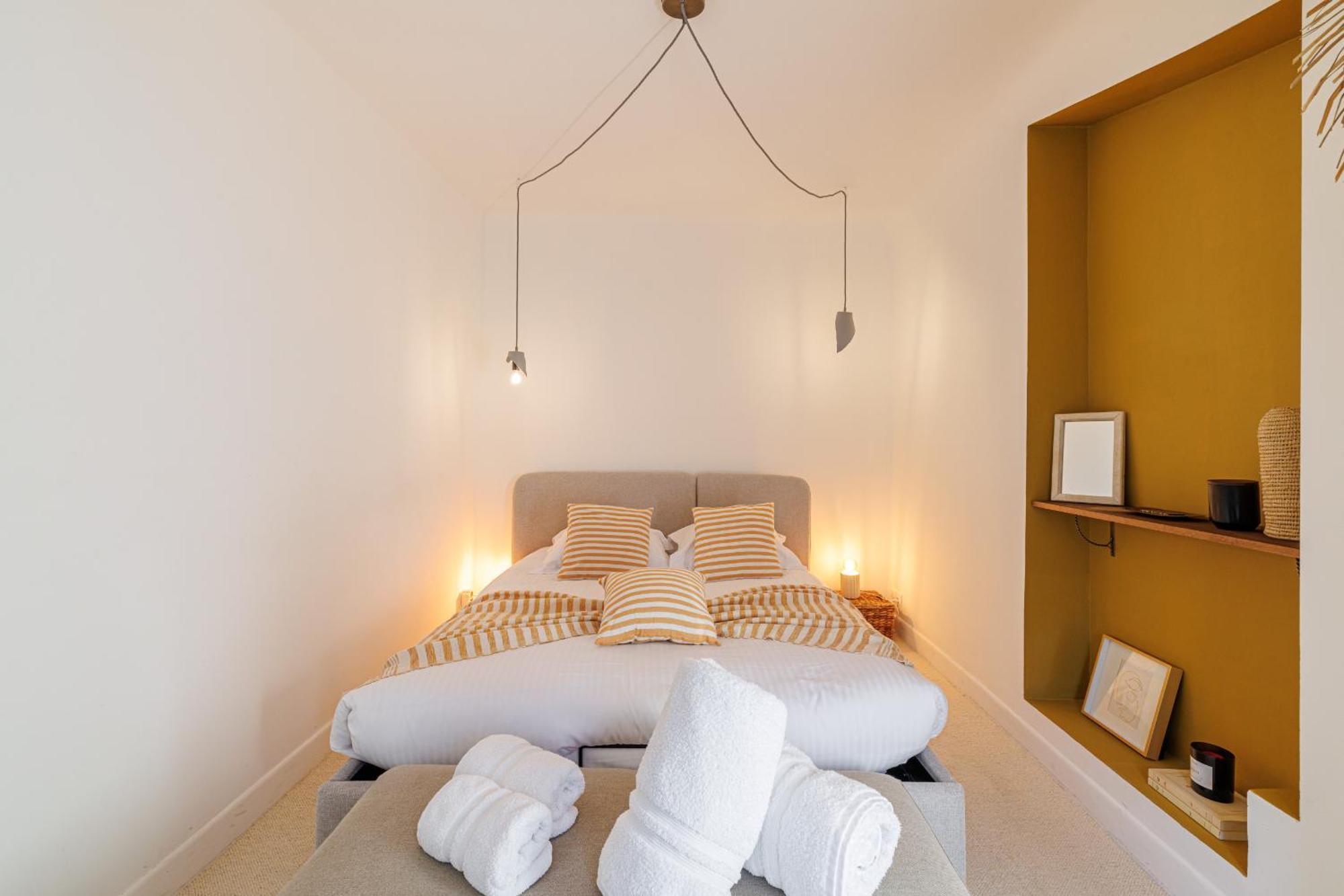 Charming Ultra 1 Bdr Nice