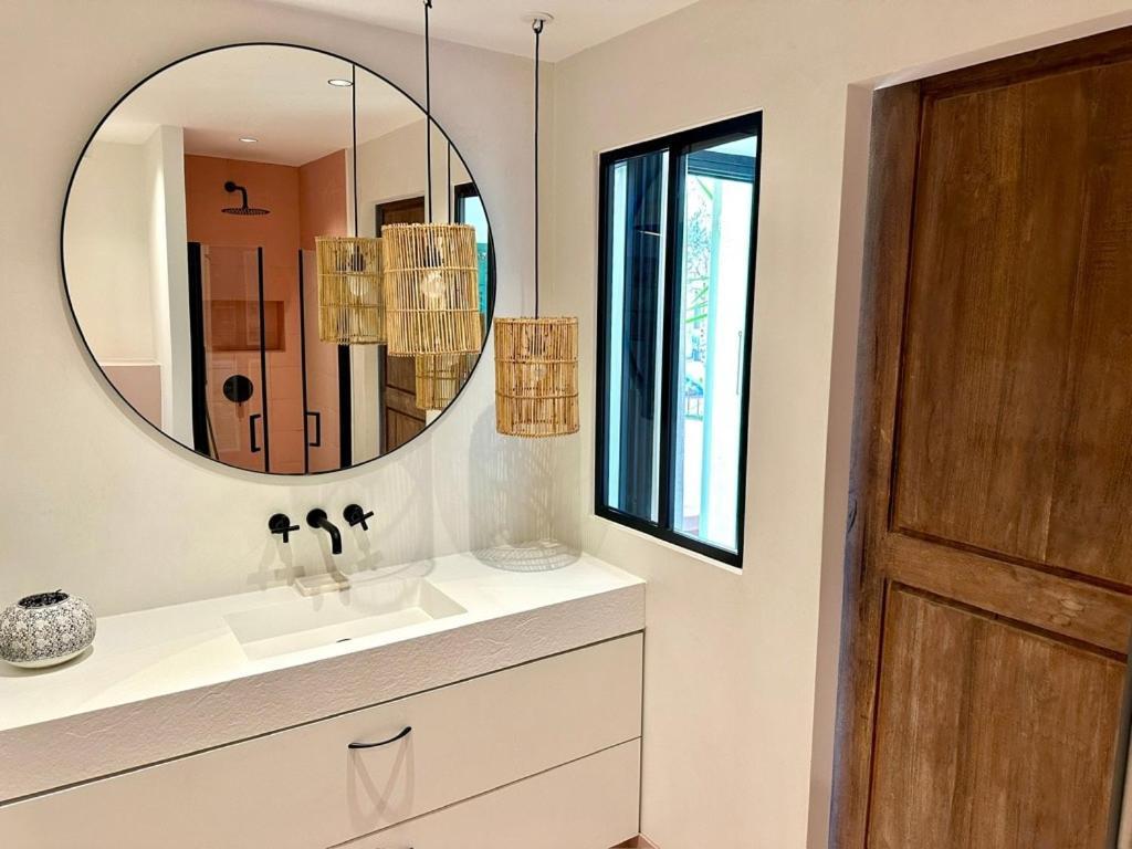 Apartment L'ame De - Terrasse Doree Sur Place Massena Nice