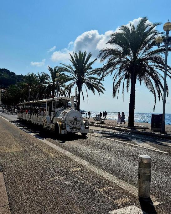 So Amata , A Deux Pas Du Port De * Nice