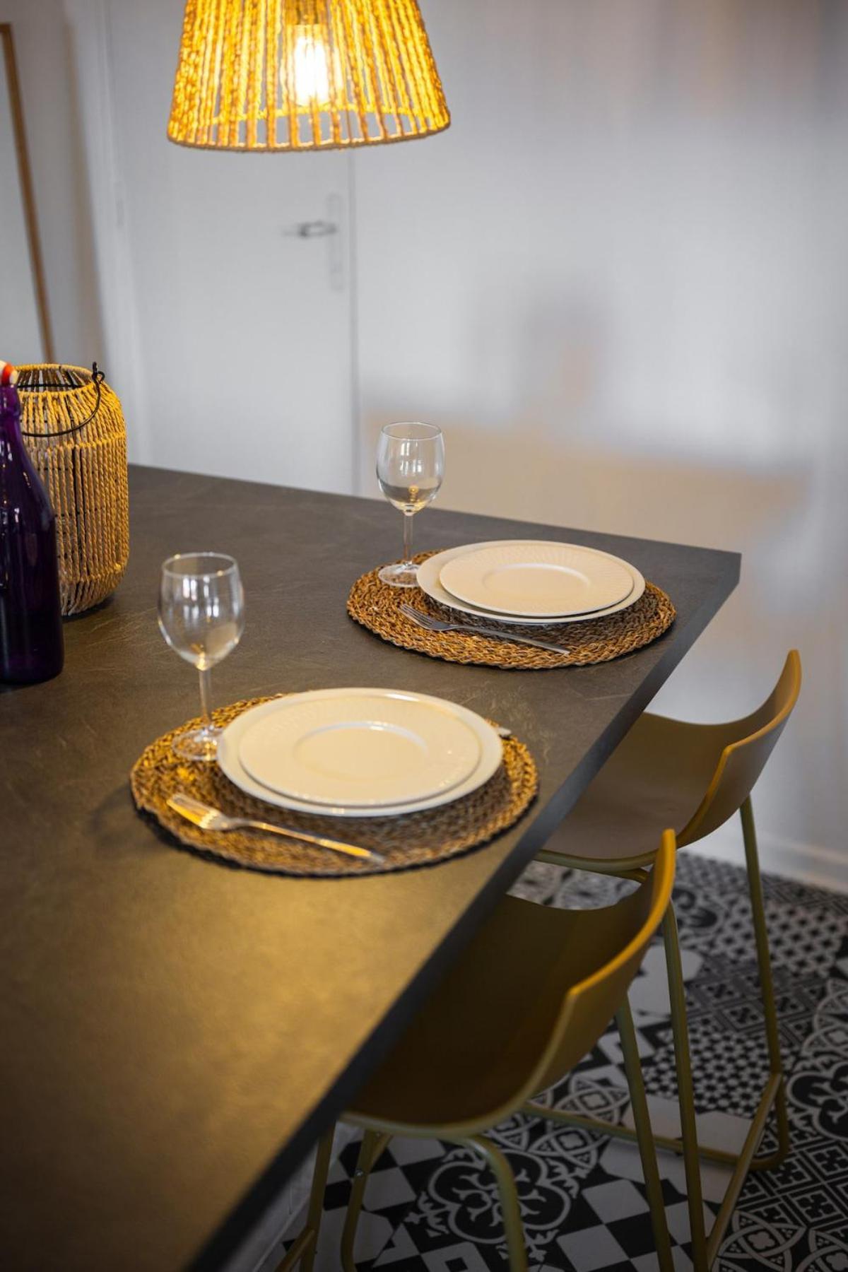 Apartment Charming Typical In The Heart Of Vieux Ac