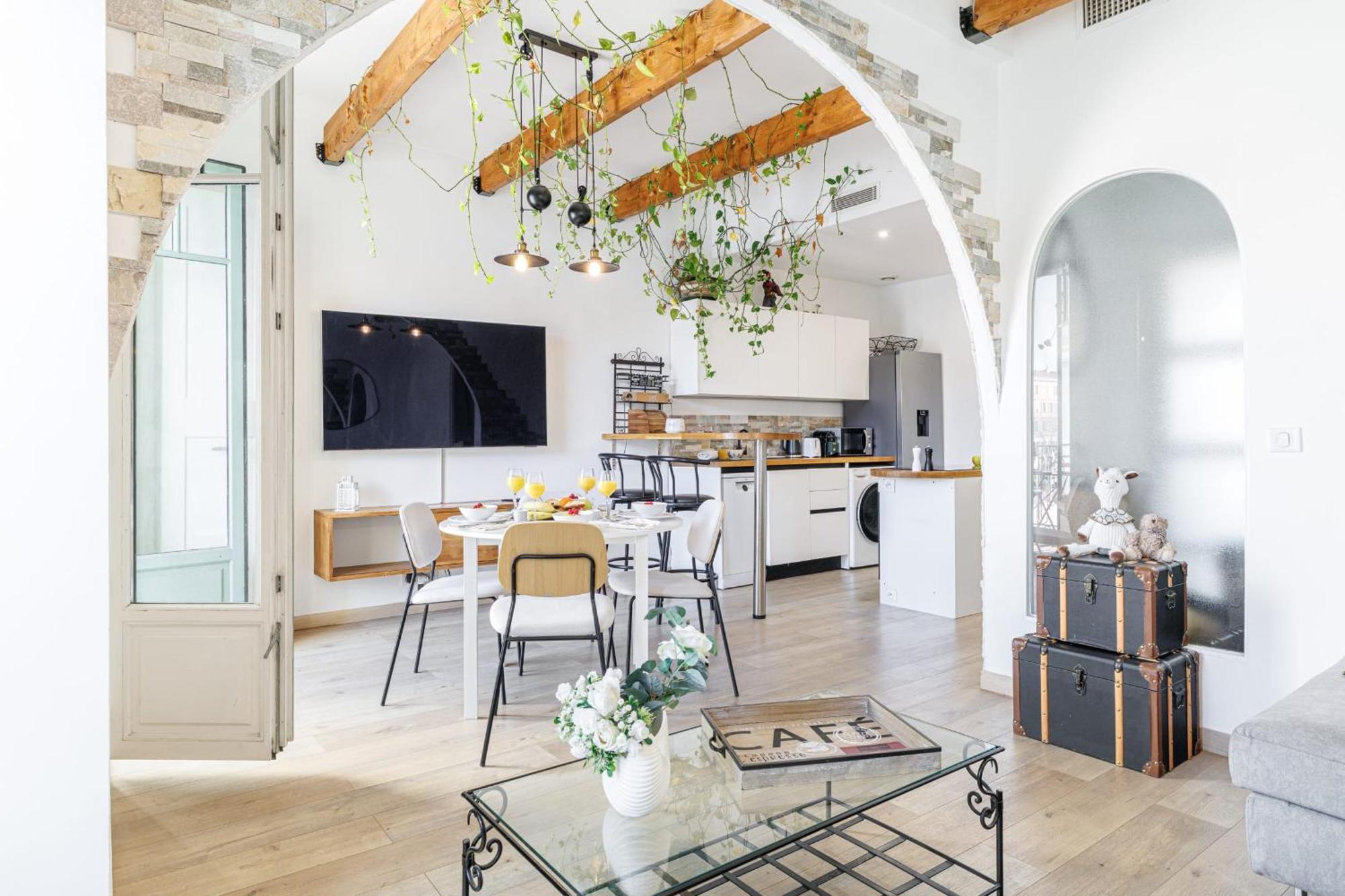 Apartment My Casa - Emmanuel - Cozy With Port View Nice