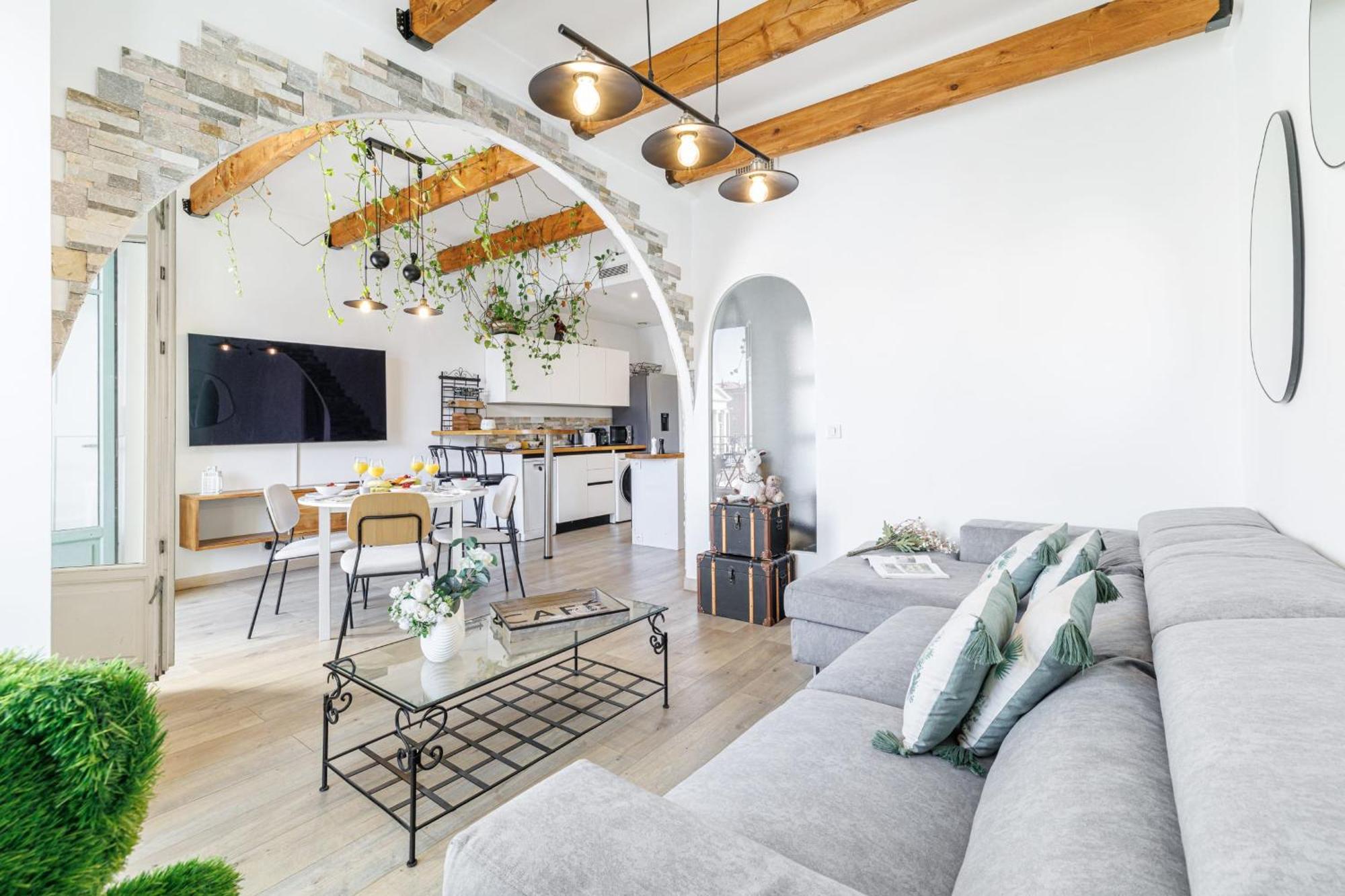 Apartment My Casa - Emmanuel - Cozy With Port View Nice