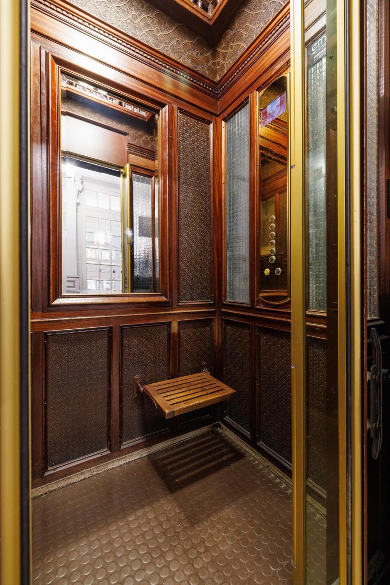 Apartment Renting - - Haussmann Luxury Sea Balcony Free Parking Nice