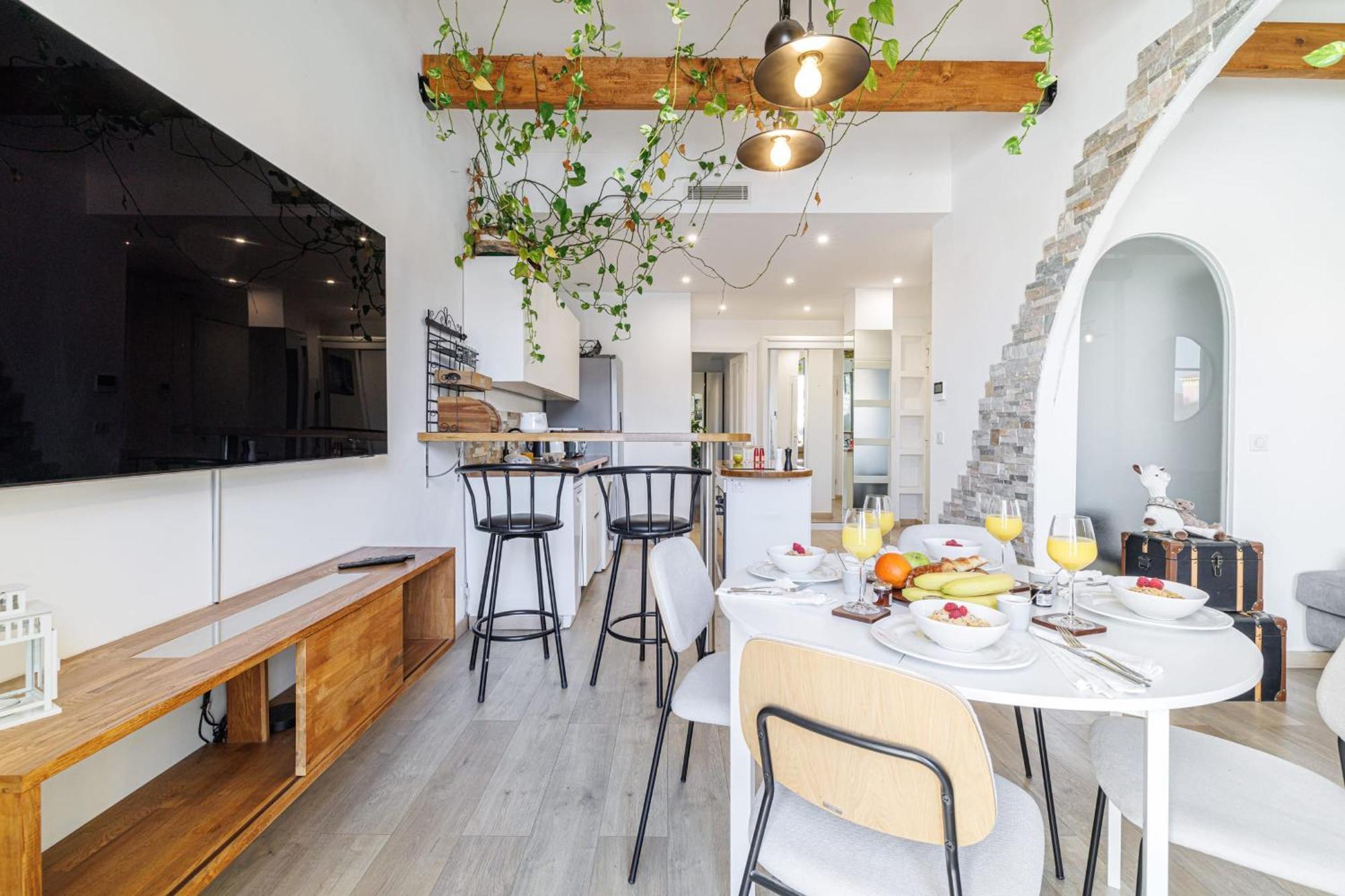 My Casa - Emmanuel - Cozy With Port View Apartment *