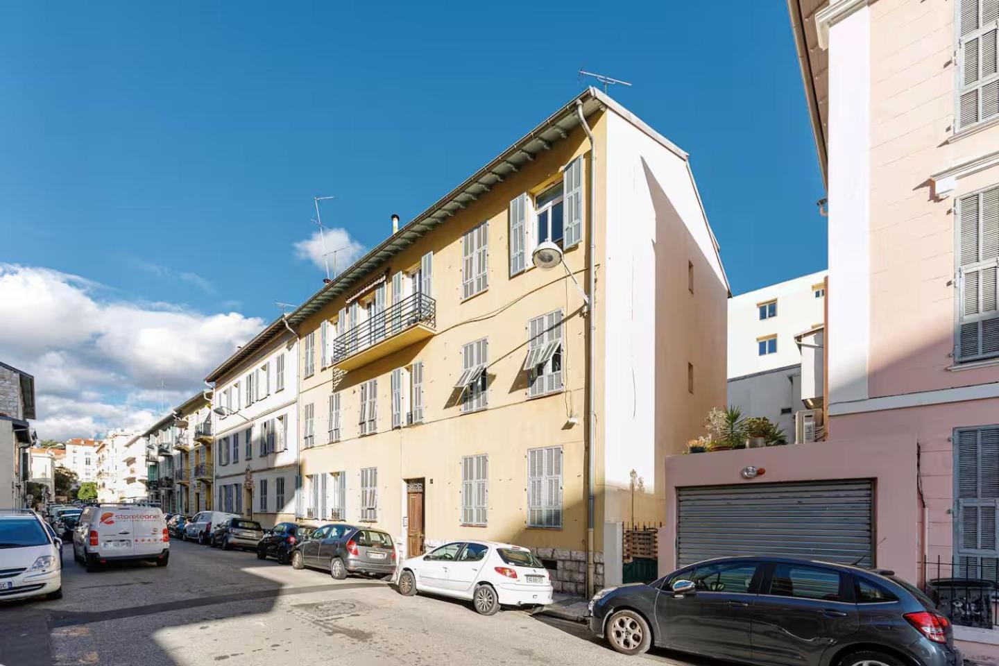 Appartement Ambiance Douce Et élégante à Libération Nice