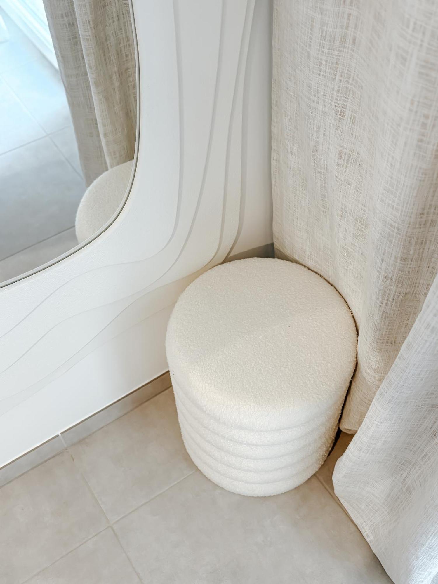 Aya - Renovated Air-conditioned Duplex With Garden Apartment *