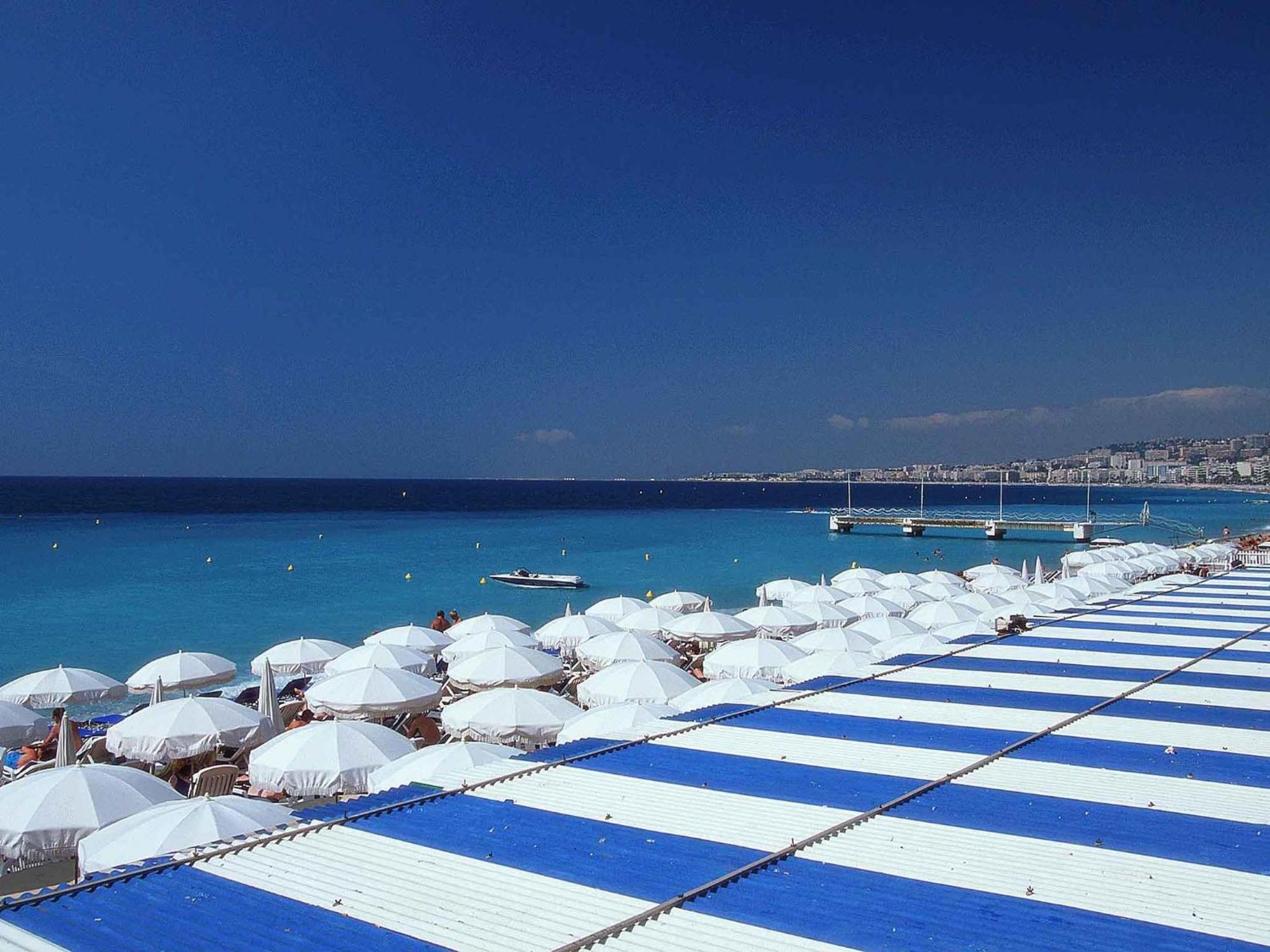 Mercure Promenade Des Hotel