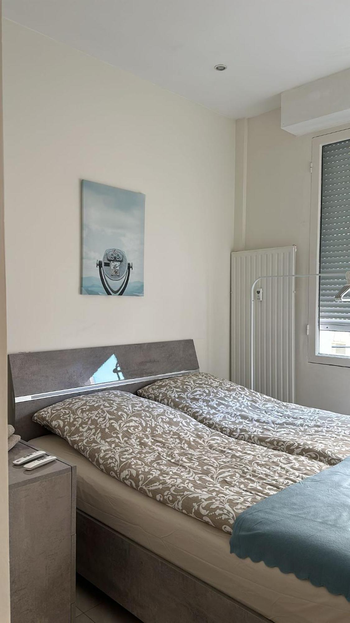 Apartment новая 3-комнатная на 2й линии от моря. Nice