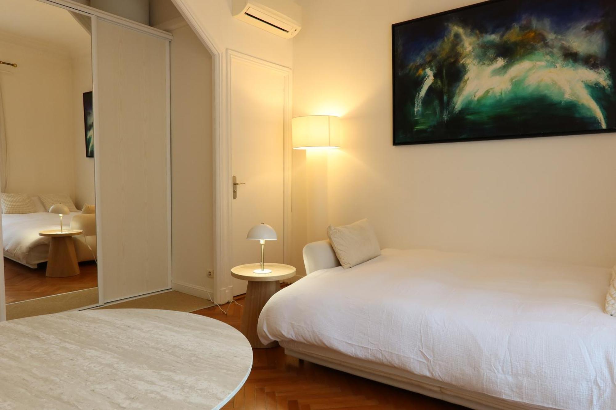 Quietude - Calme Avec Vue Jardin En Hyper Centre De Nice