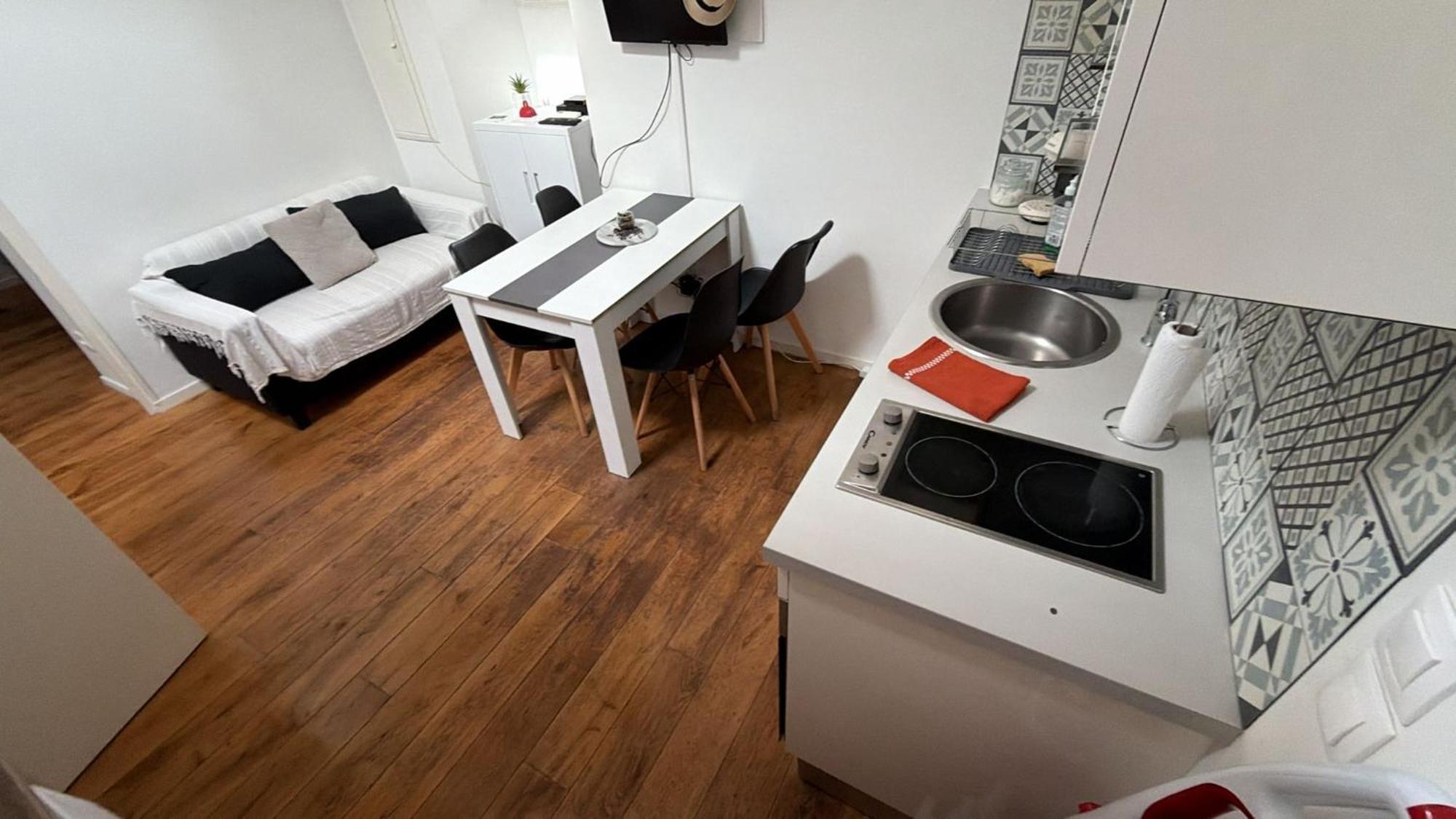 Apartment T2 Coconing, Wifi, Internet, Clim, 300m